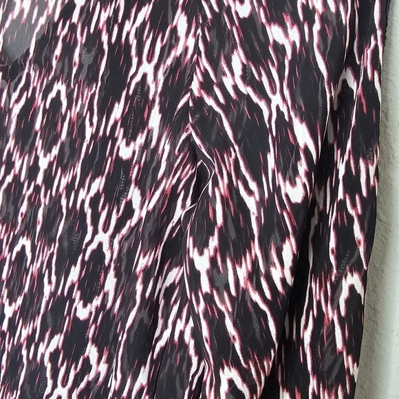 Express Sheer Abstract Multicolor Print Black Lace Accents‎ Size XS - Picture 7 of 8